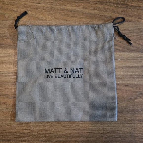 Matt & Nat Dust Bags Set - Picture 5 of 6